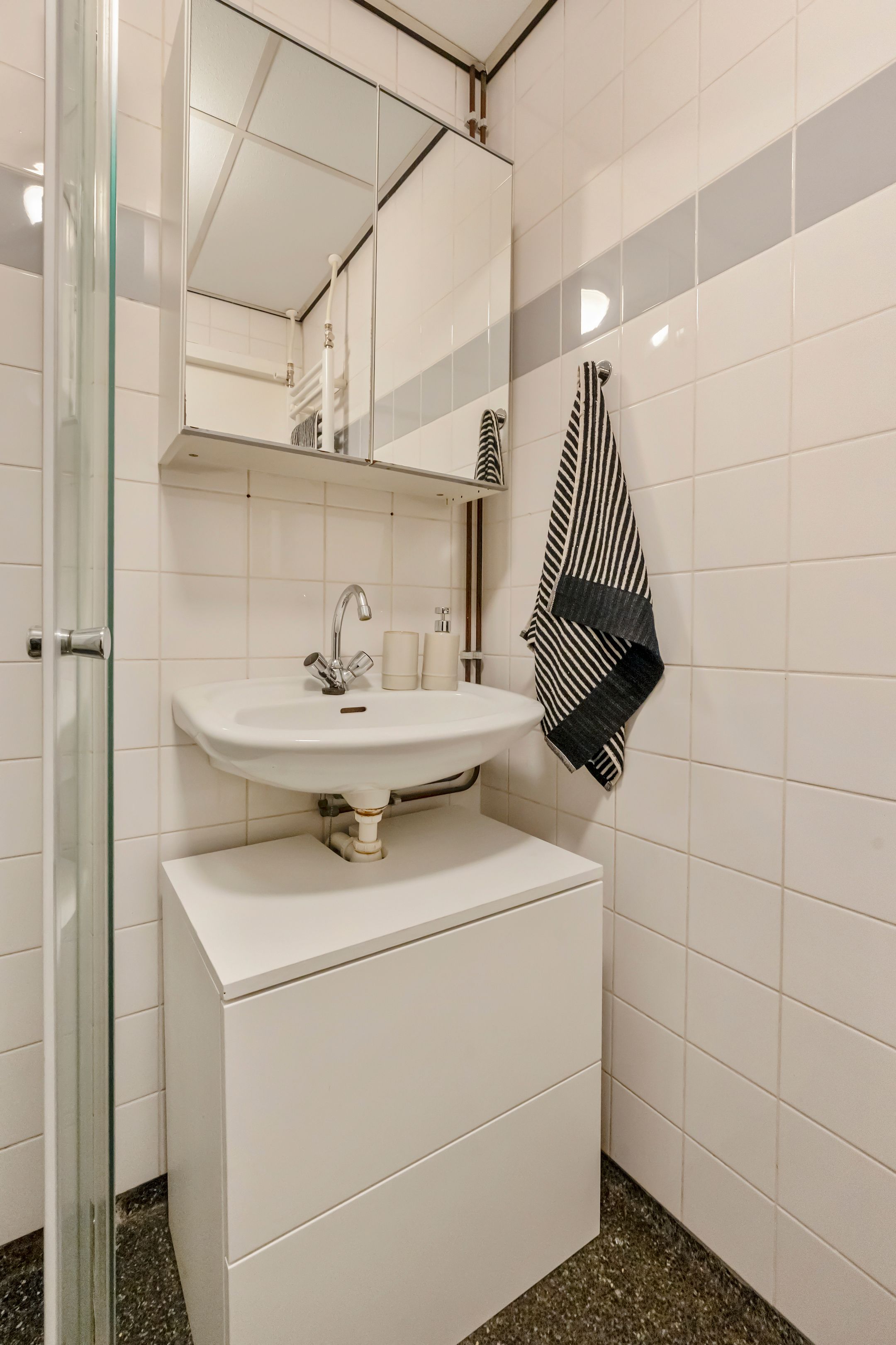 Foto 24 van Hoofdweg 387-3