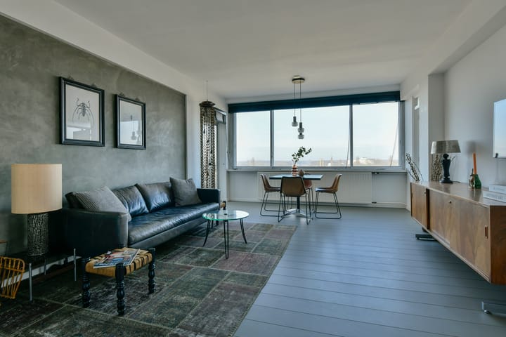 Photo 2 of Meander 81