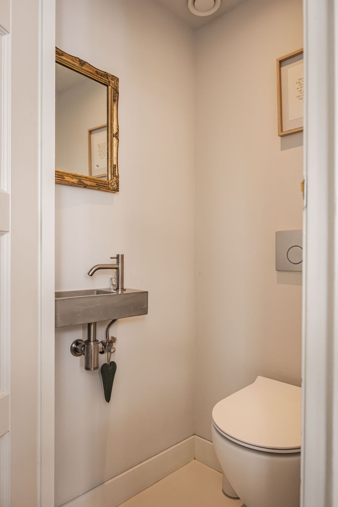 Photo 11 of Vossegatselaan 63