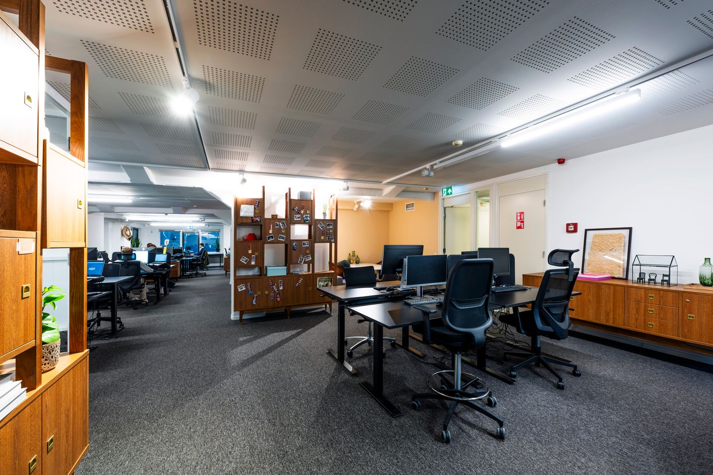 Bekijk foto 4 van Nieuwezijds Voorburgwal 271