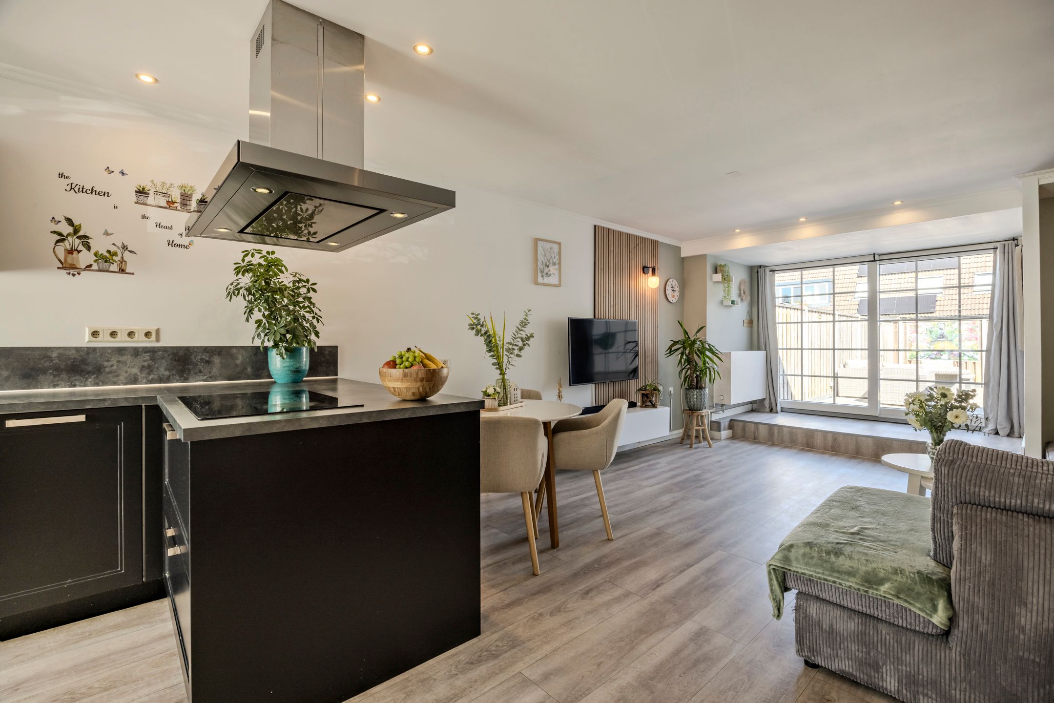 Foto 3 van Oranjetip 16