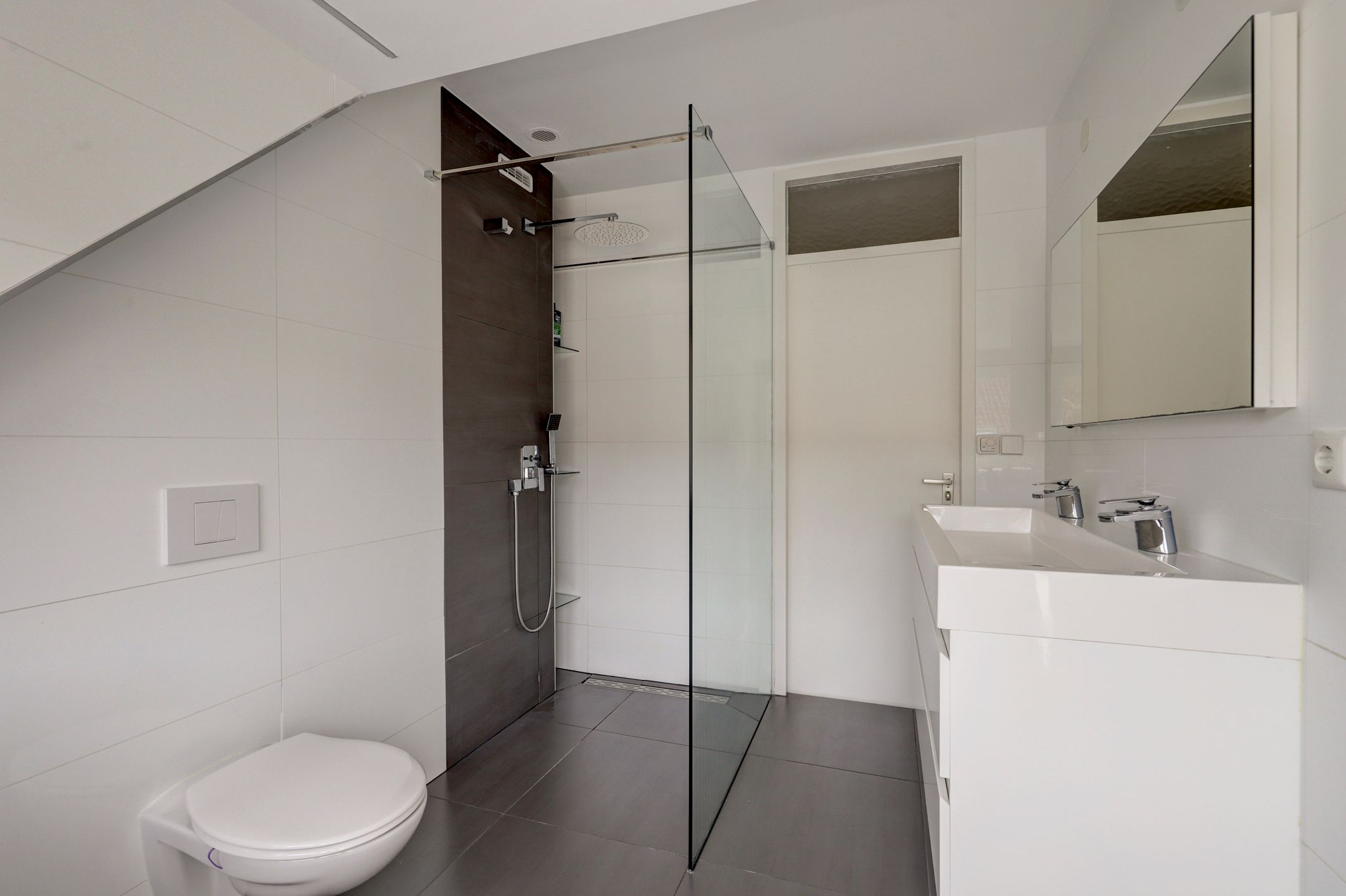 Foto 21 van Grondzeilerplantsoen 69