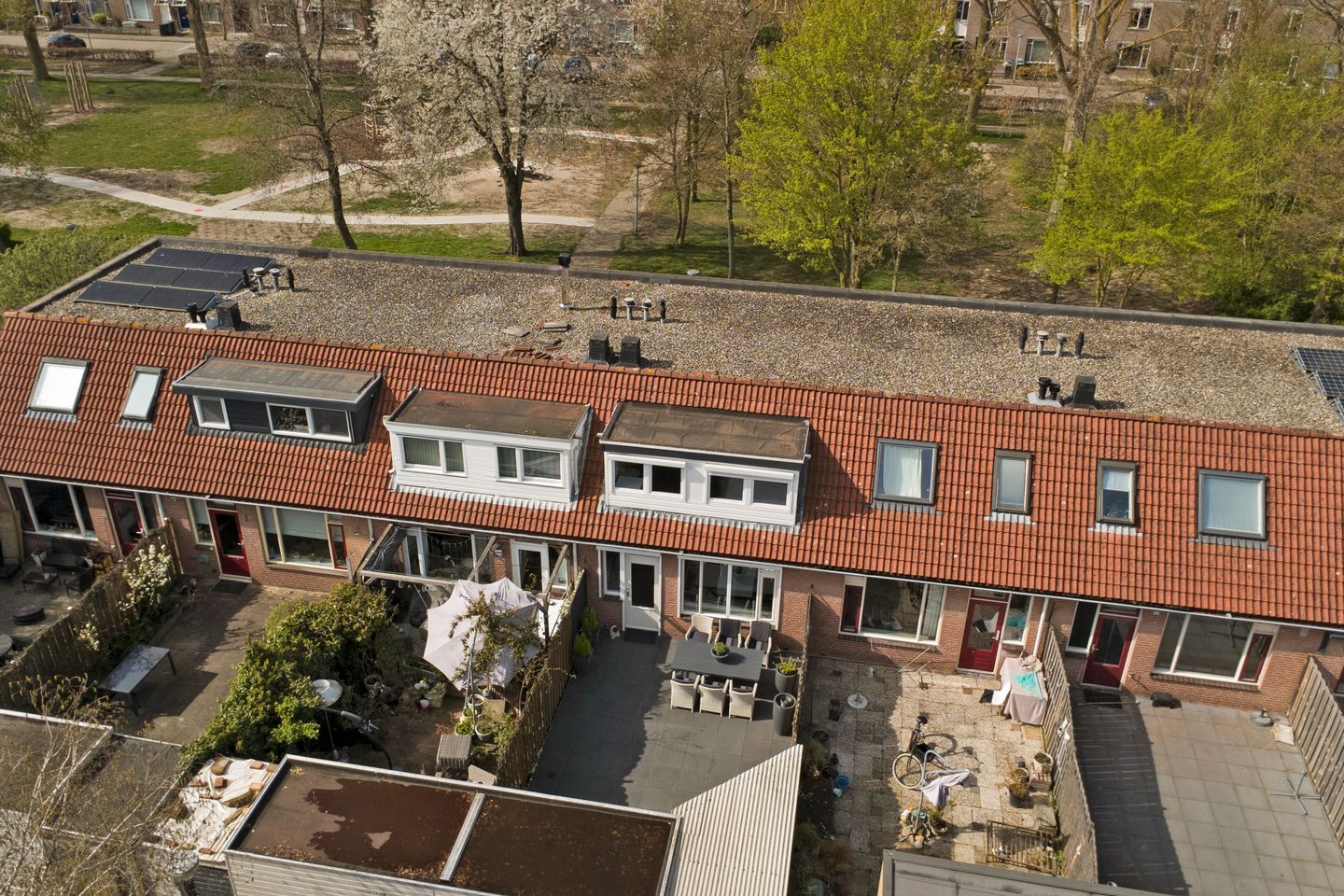 Foto 25 van Grondzeilerplantsoen 69