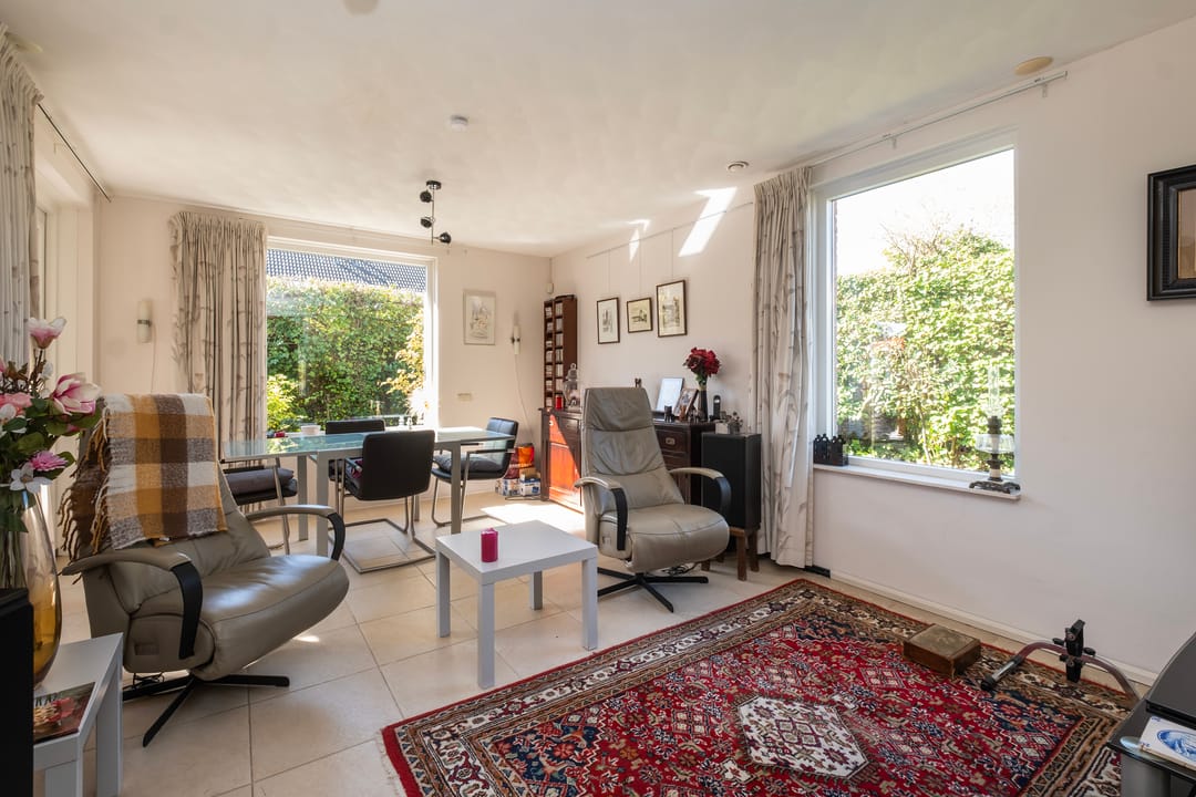 Photo 7 of Forint 38