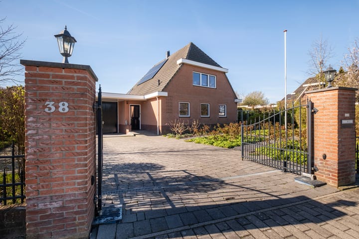 Foto 2 van Forint 38