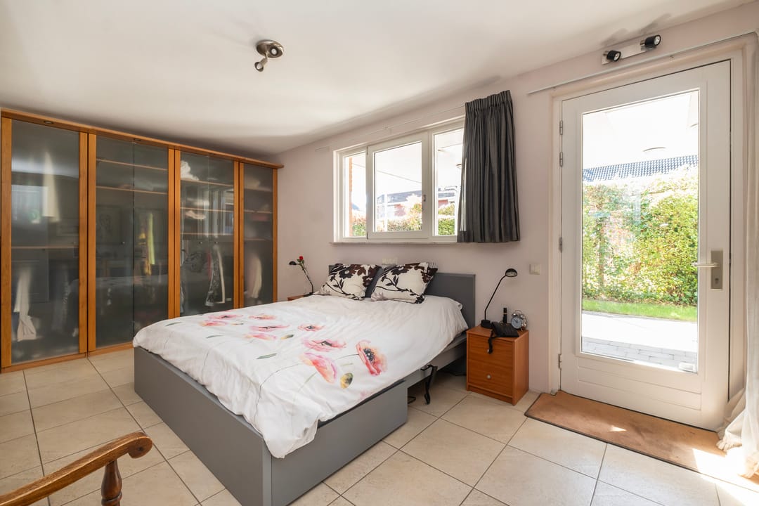 Photo 11 of Forint 38