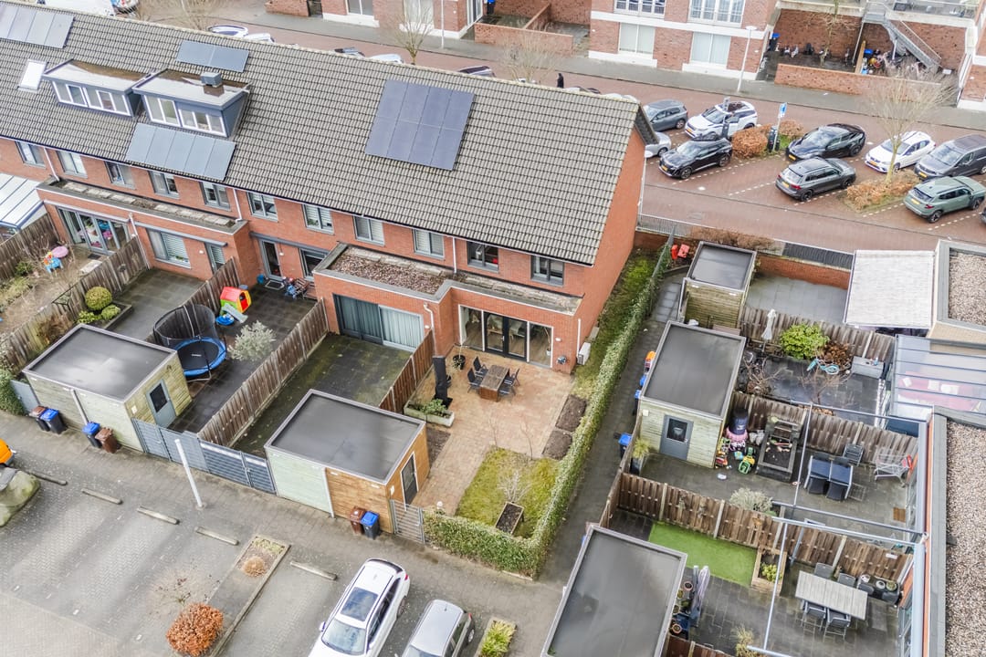 Photo 46 of Billie Holidaystraat 12