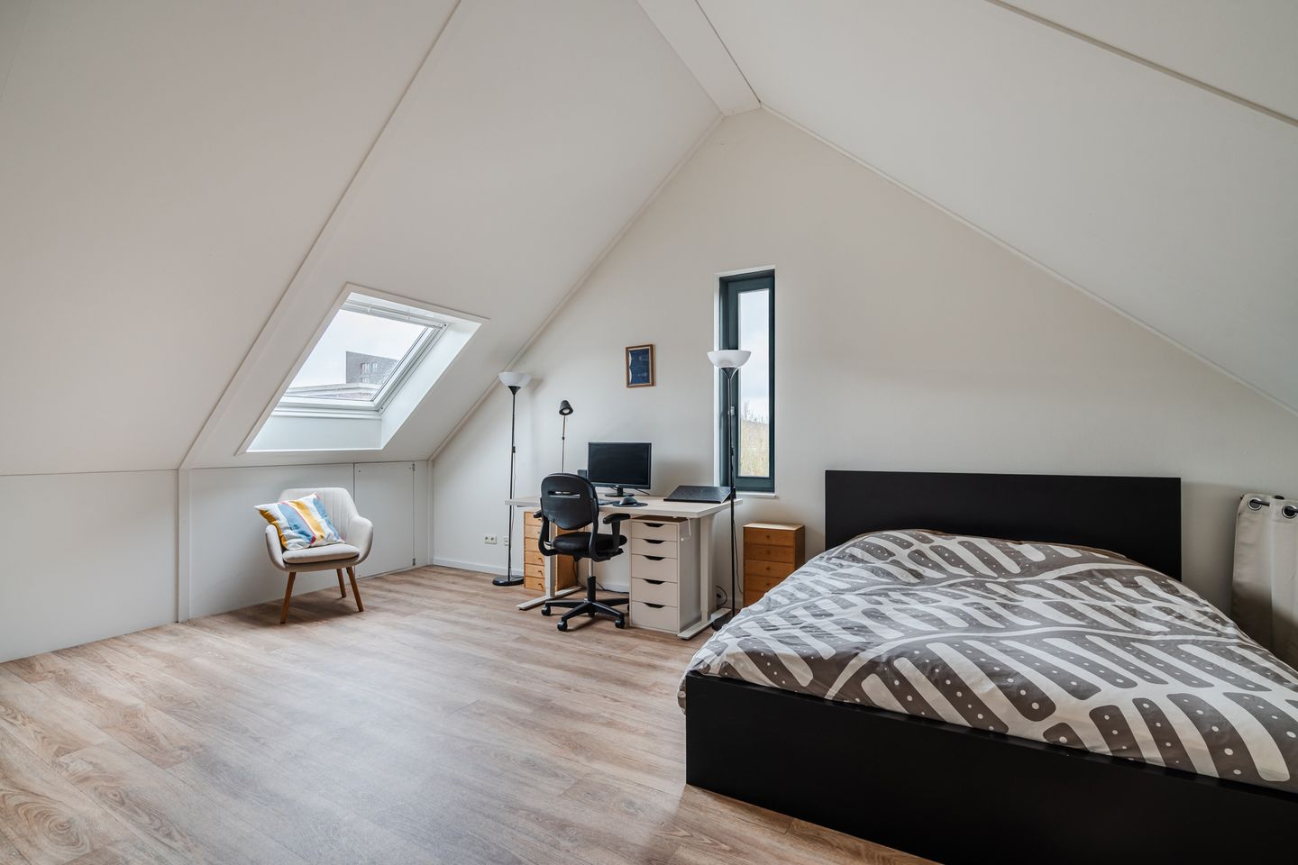 Photo 35 of Billie Holidaystraat 12