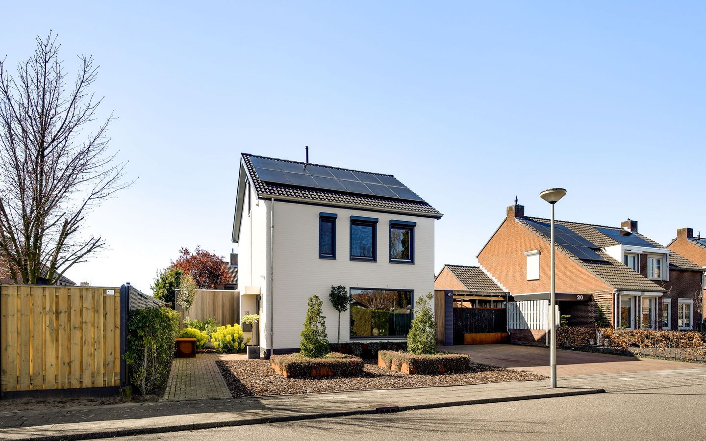 Photo 1 of Meidoornstraat 18