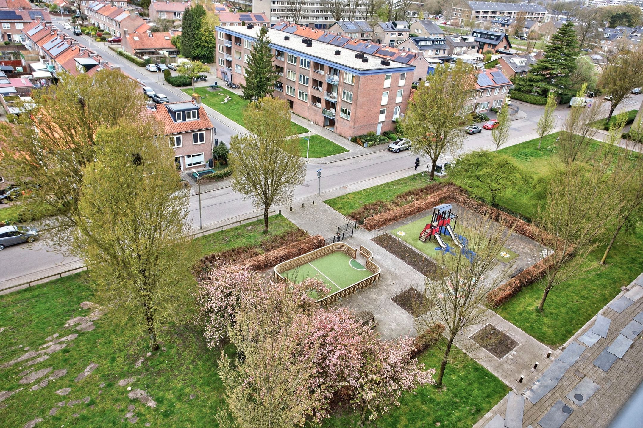 Foto 15 van Trekvogelweg 153