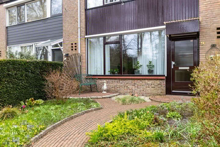 Photo 2 of Kouwenaarsweg 9