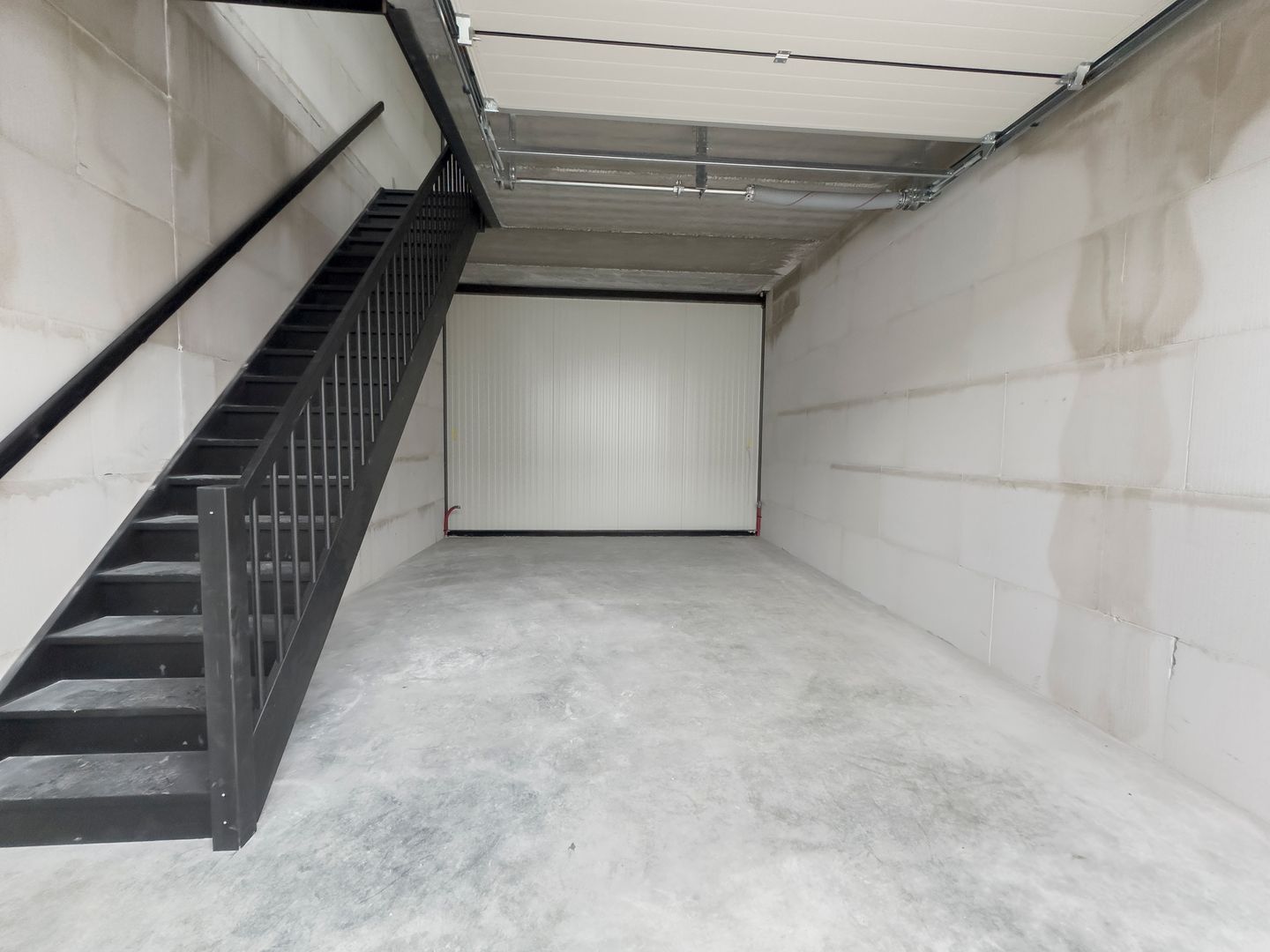 View photo 3 of Inductorstraat 17-D