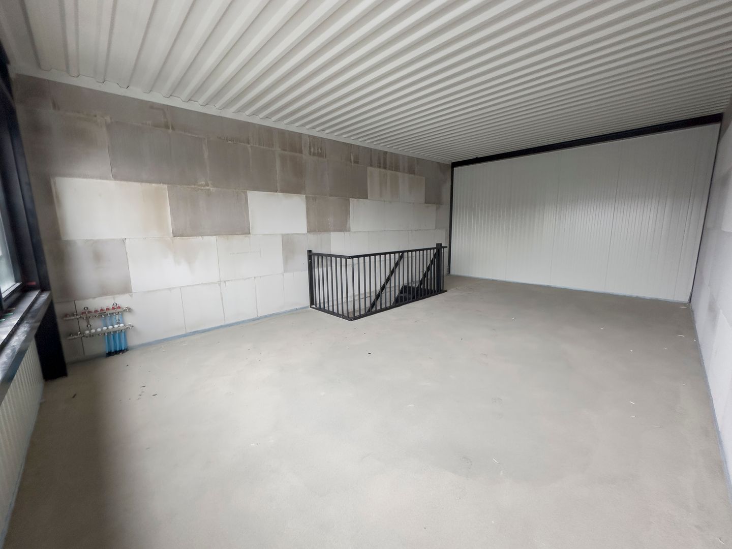 View photo 5 of Inductorstraat 17-D