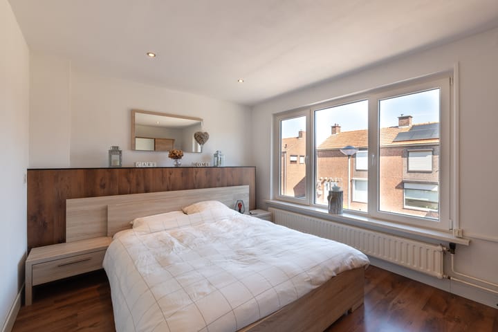 Photo 4 of Prins Hendrikstraat 26