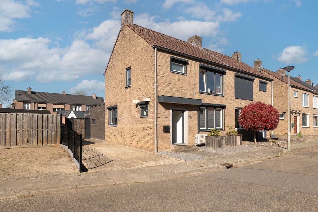 Photo 7 of Prins Hendrikstraat 26