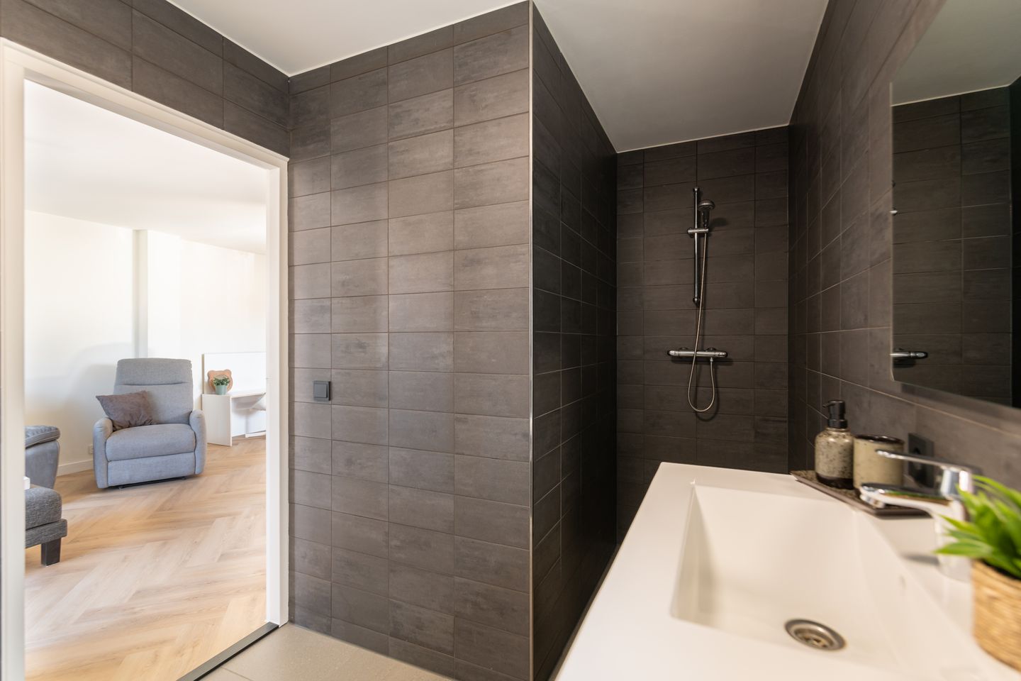 Photo 34 of Prins Hendrikstraat 26