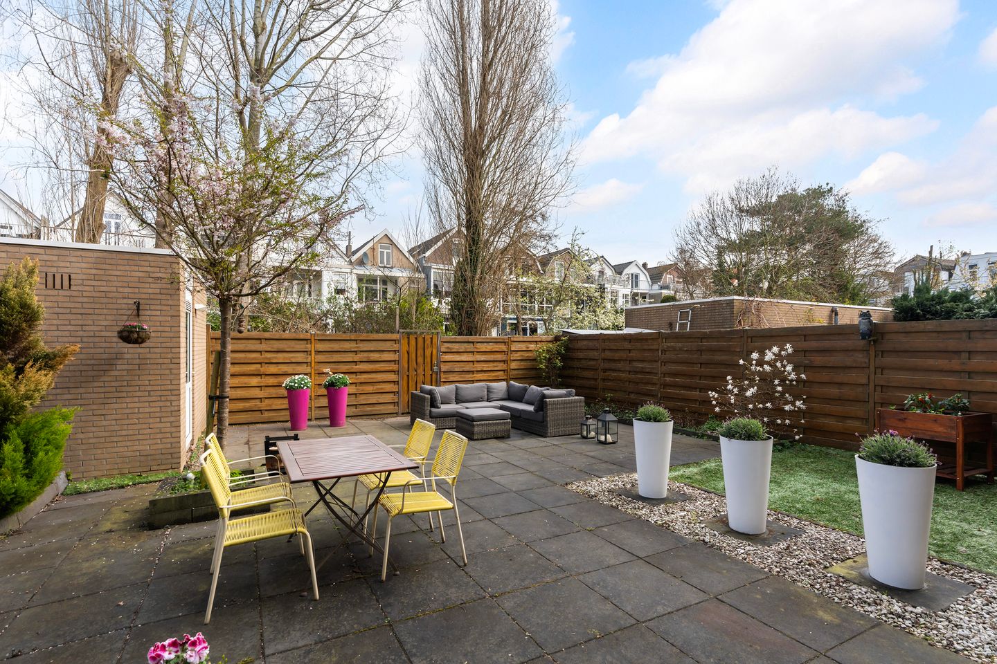 Spacious Ground Floor Apartment with Large Garden in Rotterdam Oude Noorden — 14