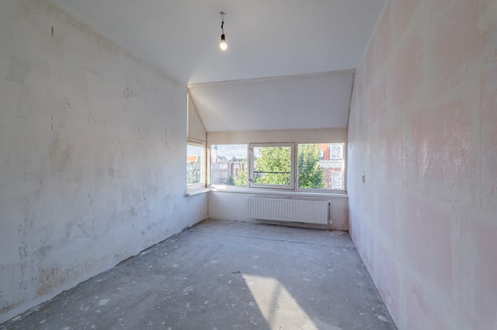 Photo 4 of Wagenaarstraat 297