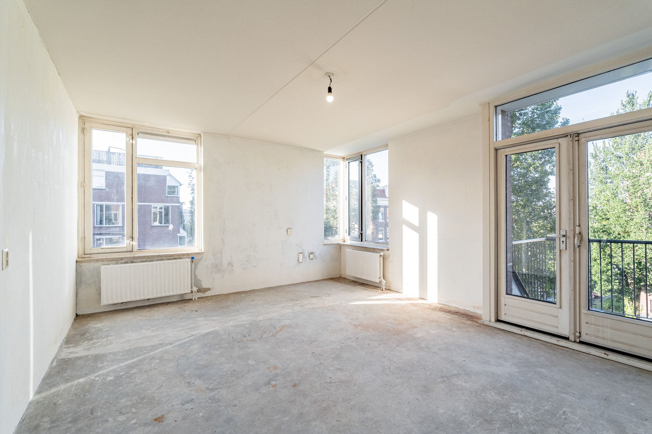 Photo 6 of Wagenaarstraat 297