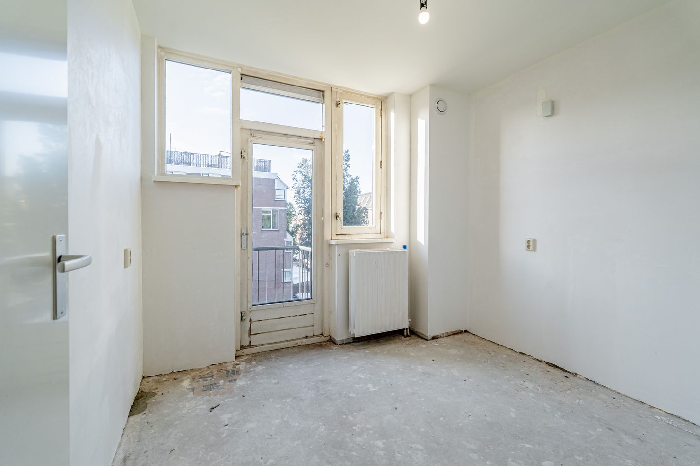 Photo 10 of Wagenaarstraat 297