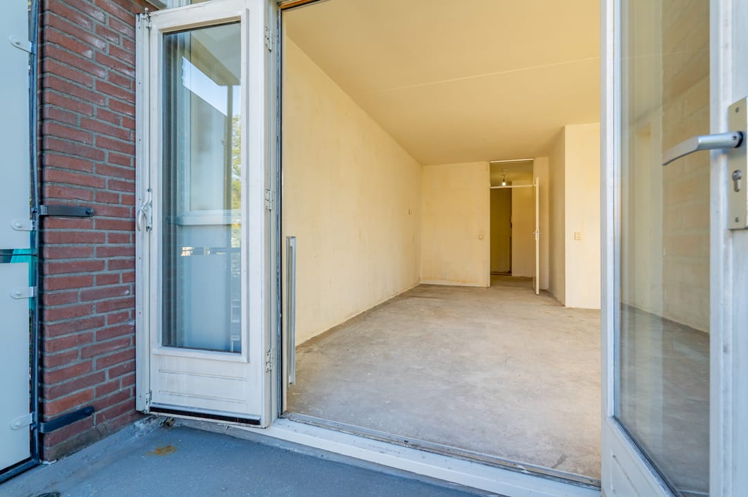 Photo 16 of Wagenaarstraat 297