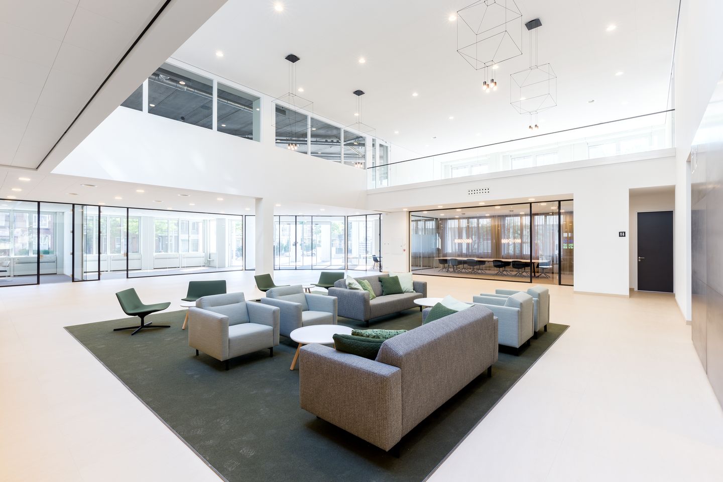 Bekijk foto 2 van Laan van Nieuw-Oost-Indië 131-133