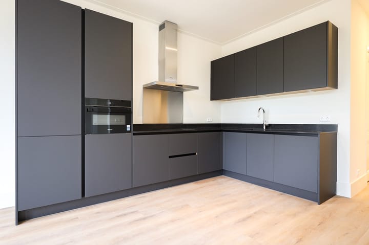 Photo 2 of Linnaeusstraat 59-2