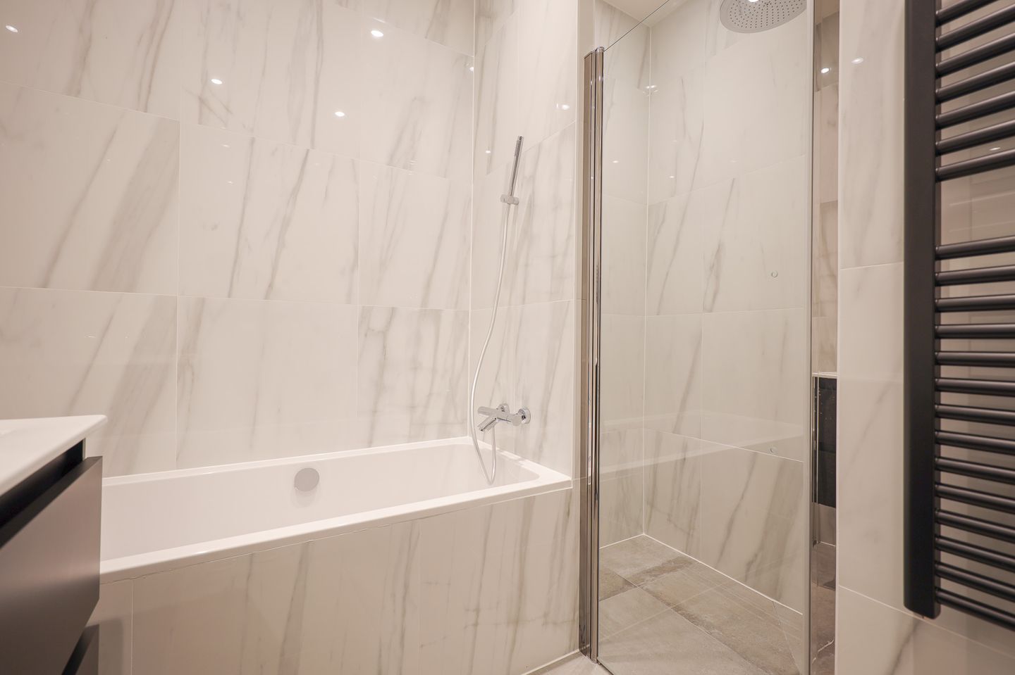 Foto 14 van Linnaeusstraat 59-2