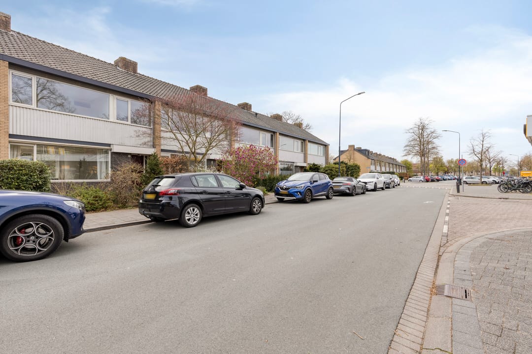 Photo 32 of Duurstedestraat 120