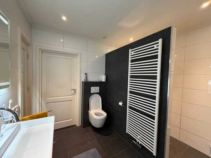 Photo 4 of Dodenhoeksestraat 5