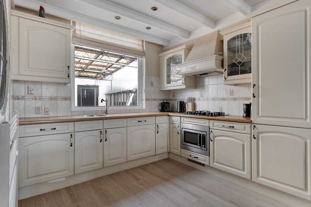 Photo 11 of Kruisweg 24