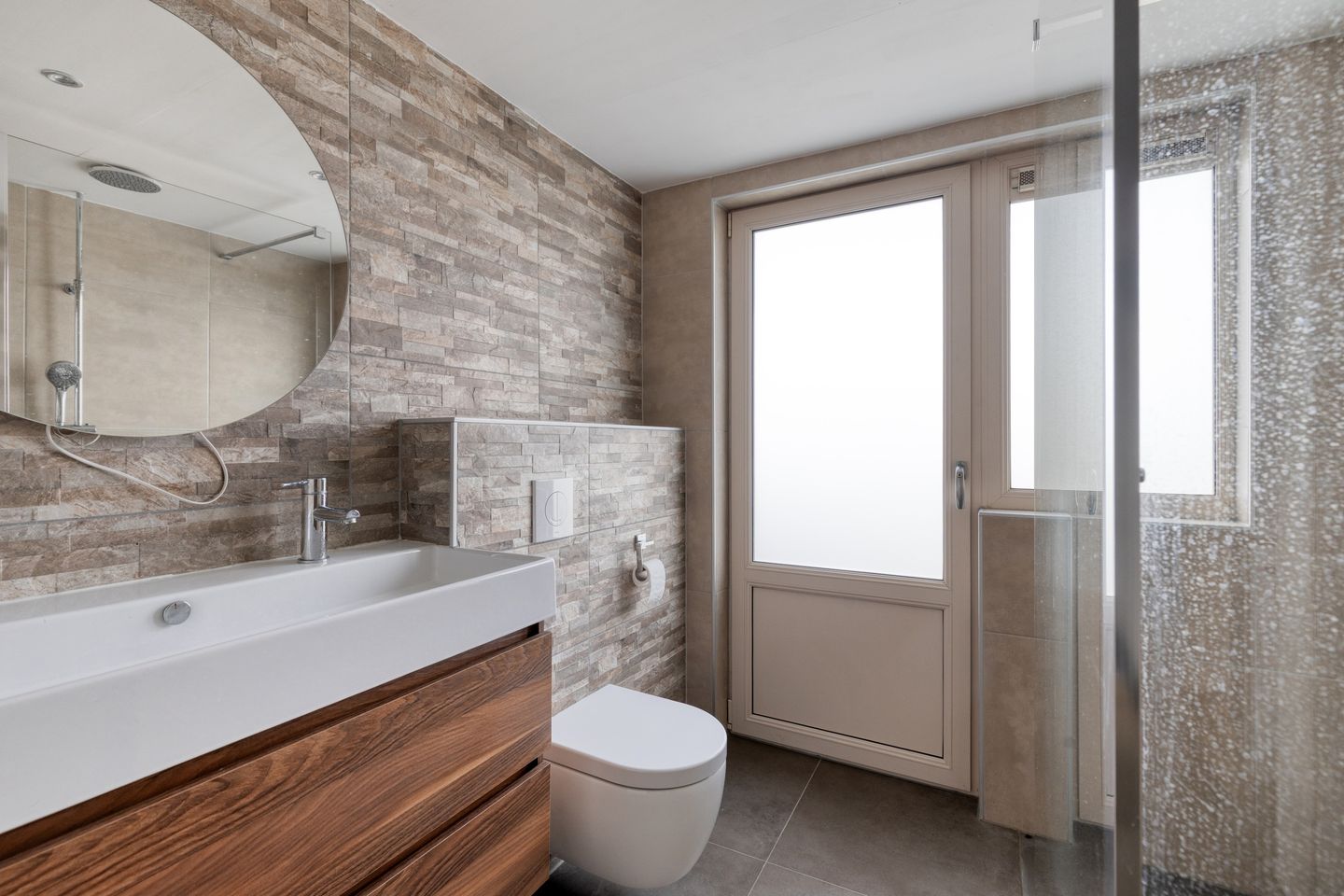 Photo 20 of Kruisweg 24