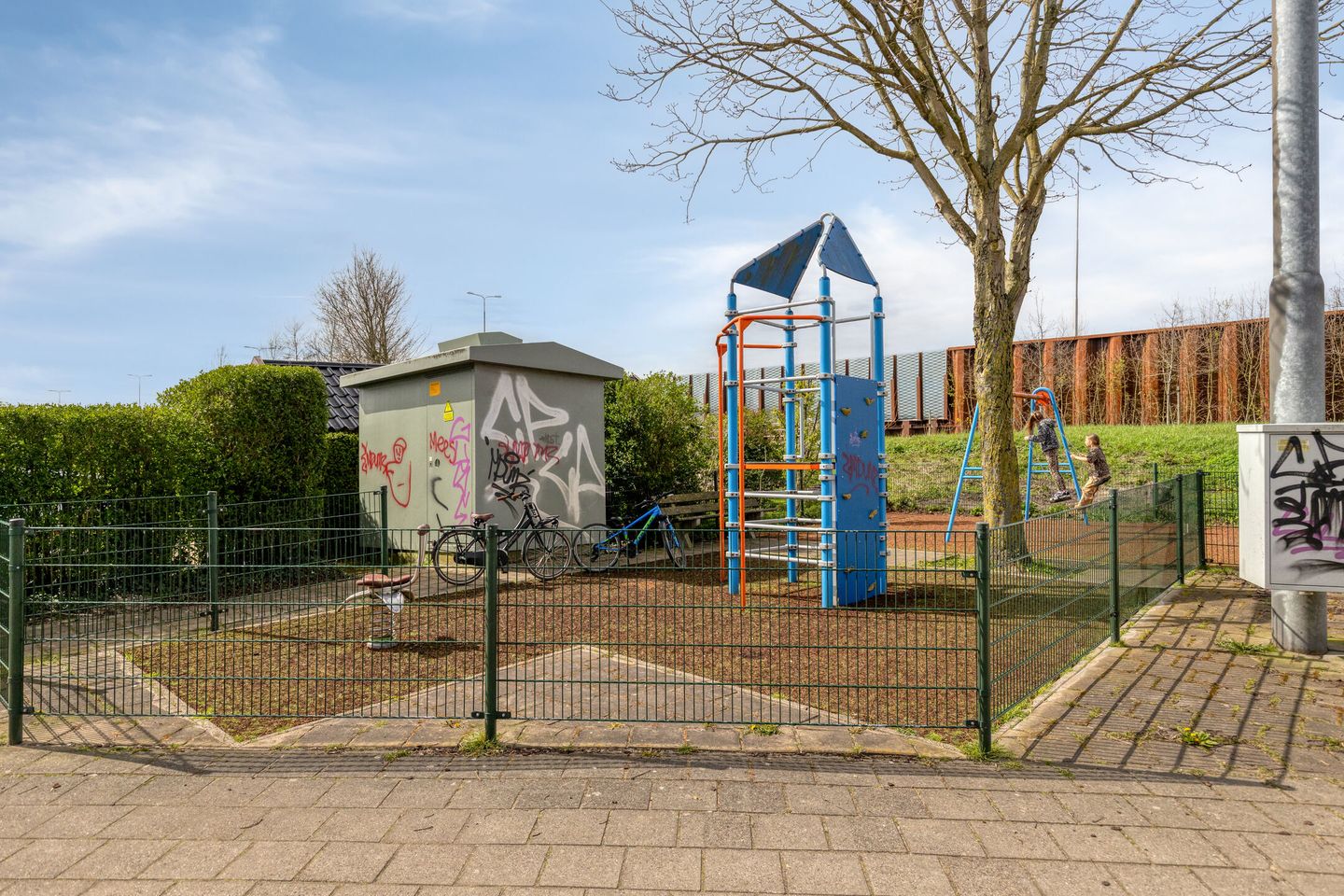 Photo 34 of Kruisweg 24