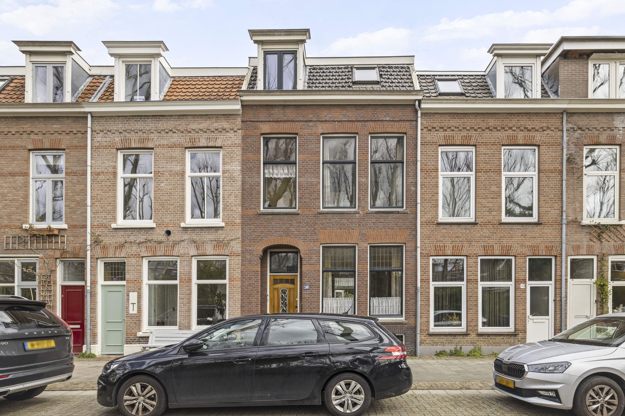 Photo 39 of Bankaplein 18