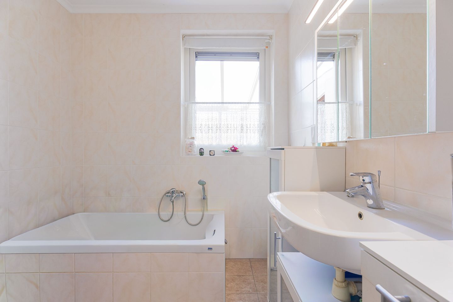 Foto 14 van De Blauwe Lely 27