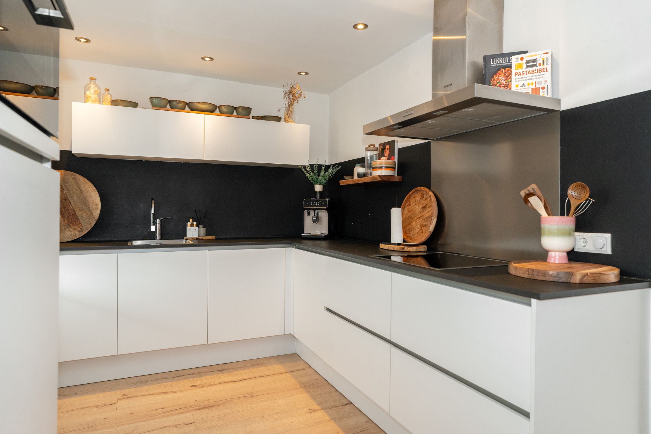 Foto 12 van Kapelstraat 28