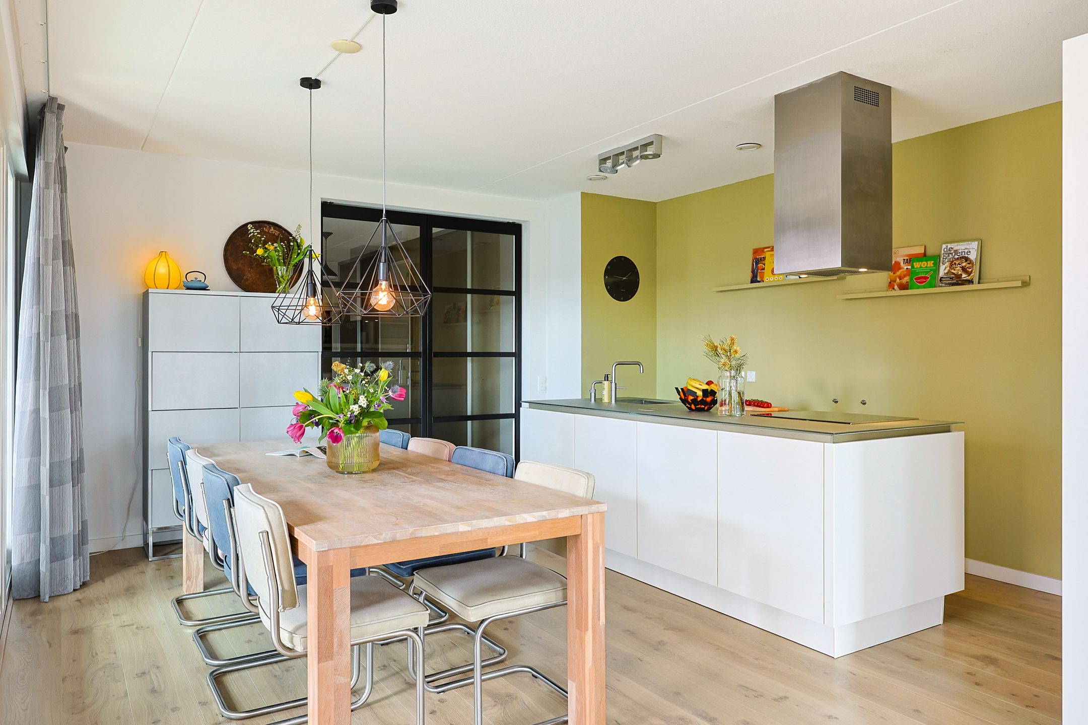 Foto 9 van Voorsterbeeklaan 38