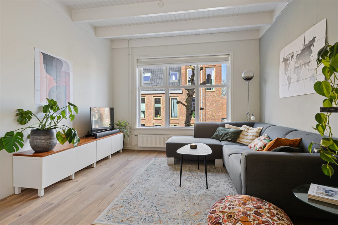 Photo 2 of Helper Westsingel 78-A