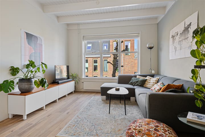 Photo 2 of Helper Westsingel 78-A