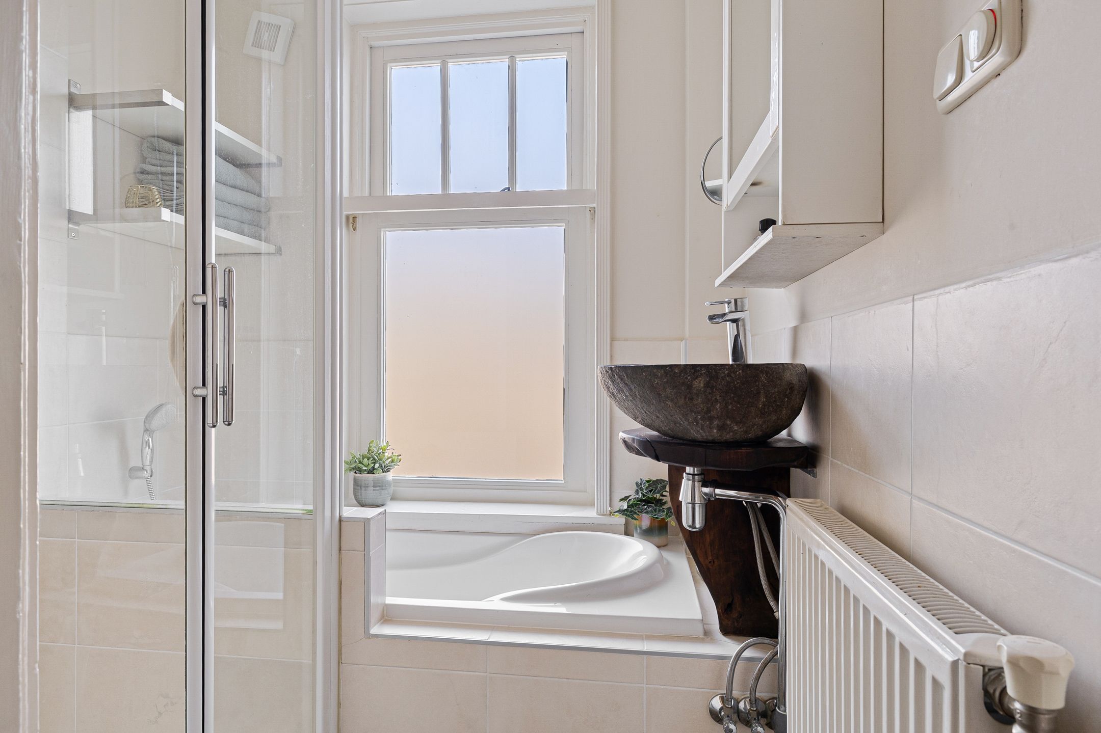 Photo 24 of Helper Westsingel 78-A