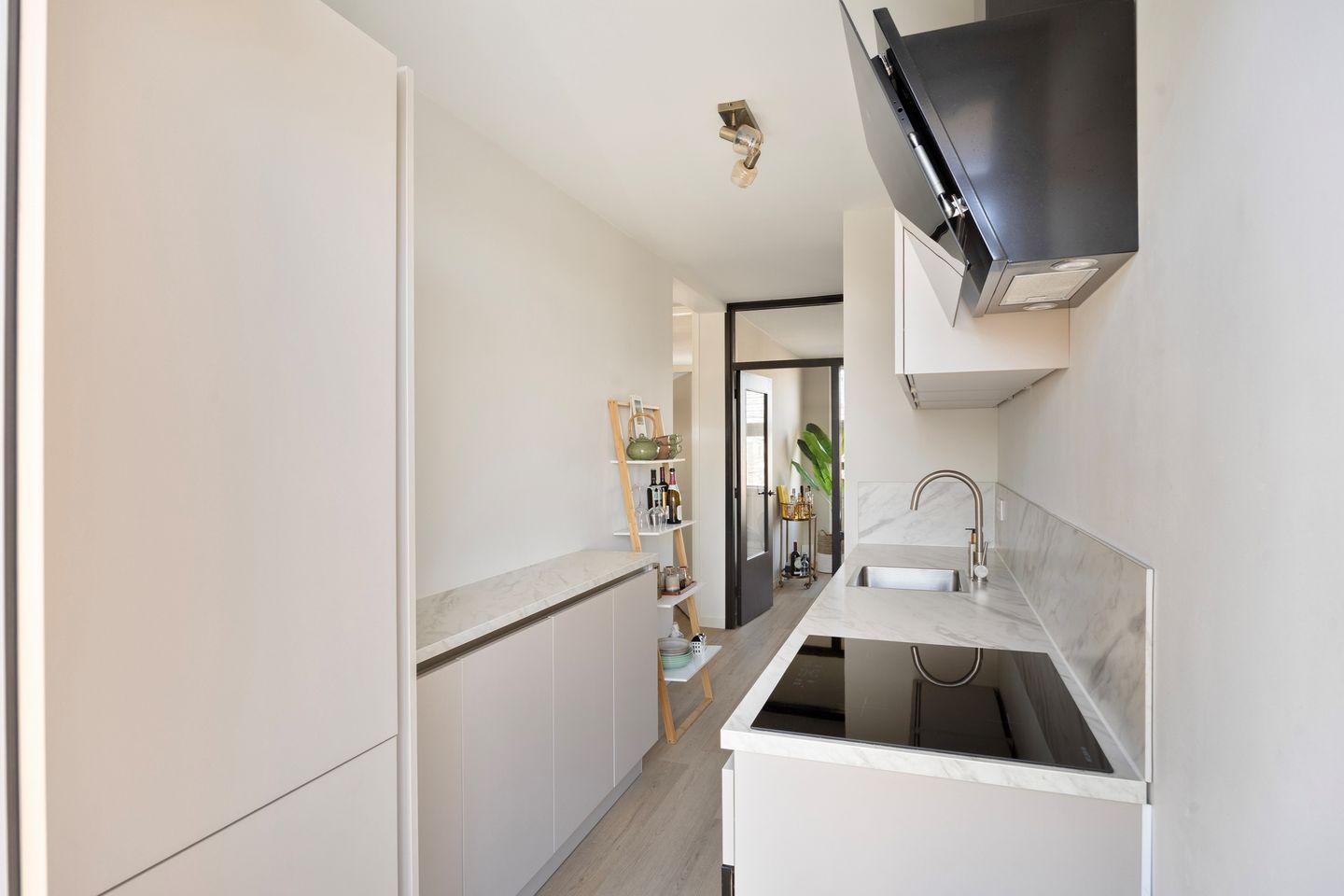 Foto 10 van Van Ostadehof 35