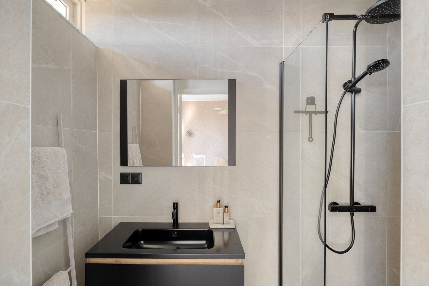 Foto 29 van Van Ostadehof 35