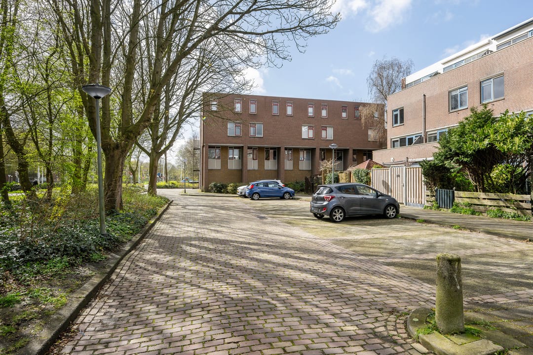 Foto 28 van Robert Schumanring 138