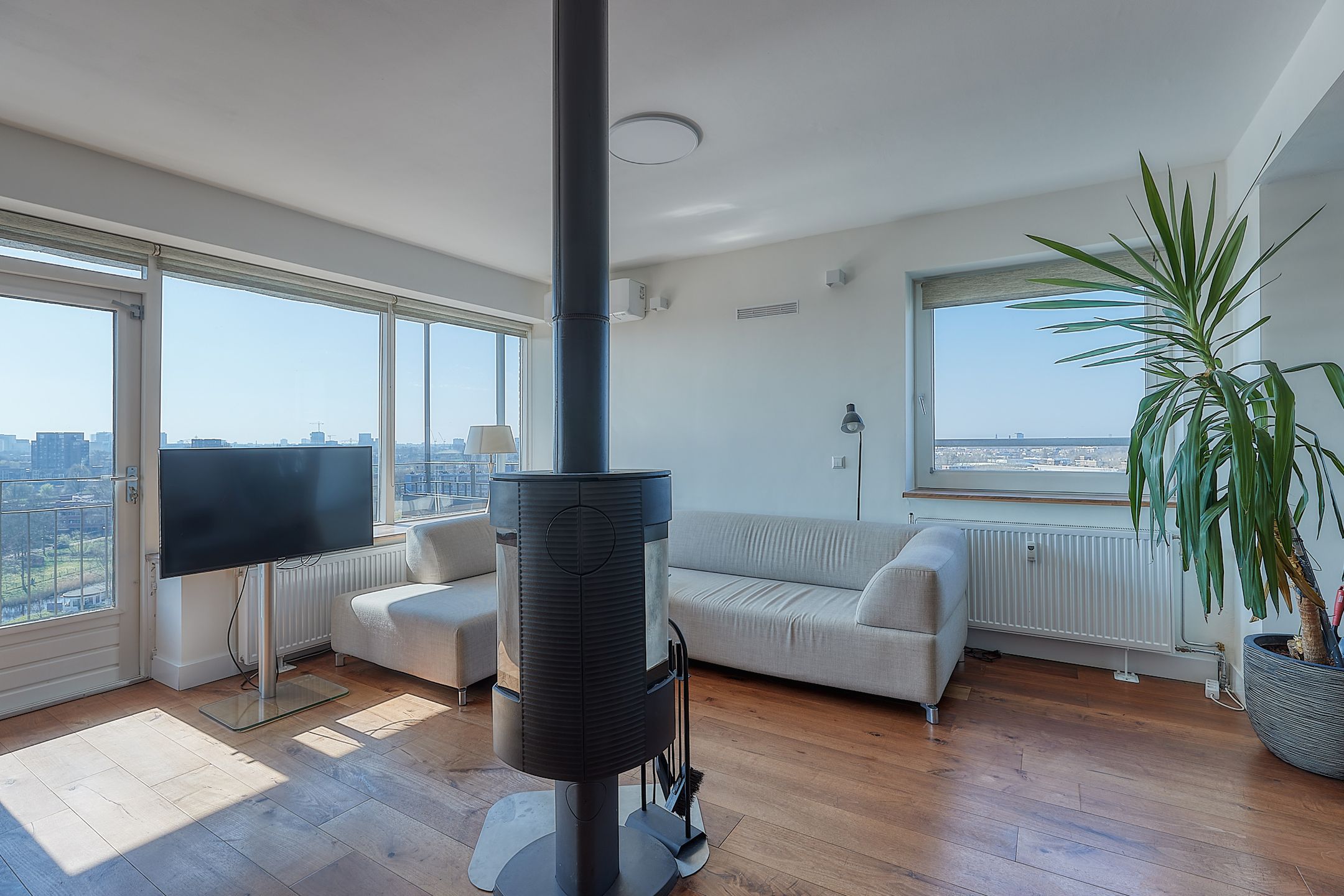 Foto 9 van Hongarenburg 156