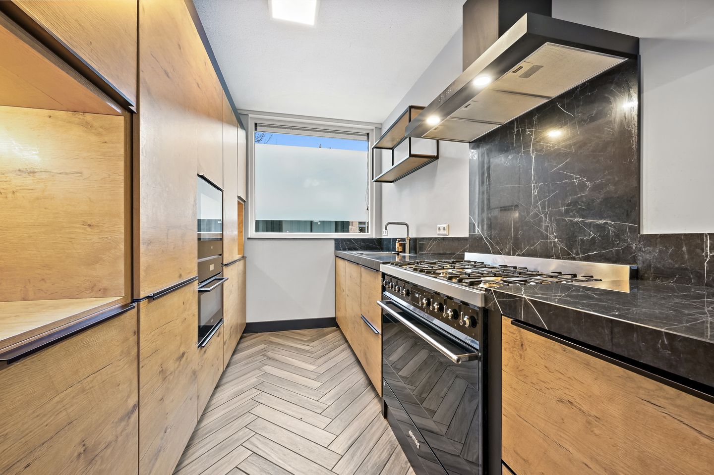 Foto 20 van J. Boezerstraat 25