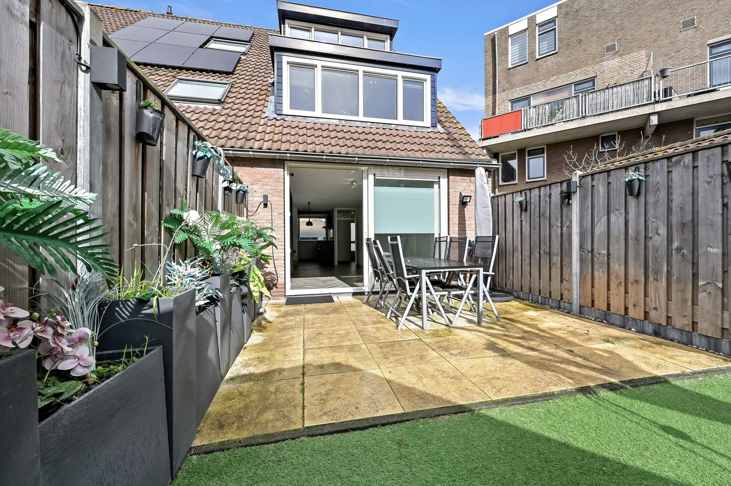 Foto 25 van J. Boezerstraat 25