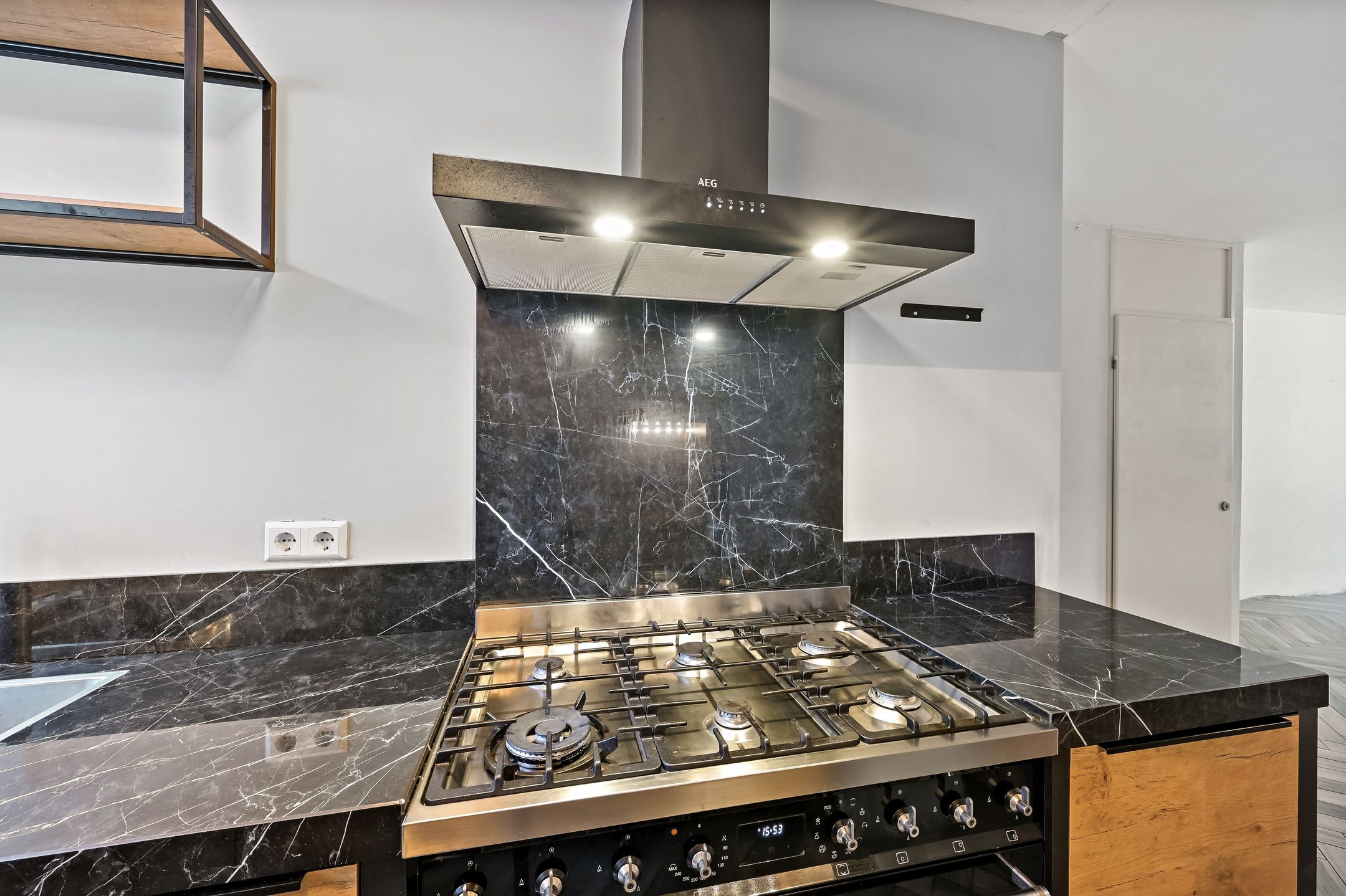 Foto 21 van J. Boezerstraat 25