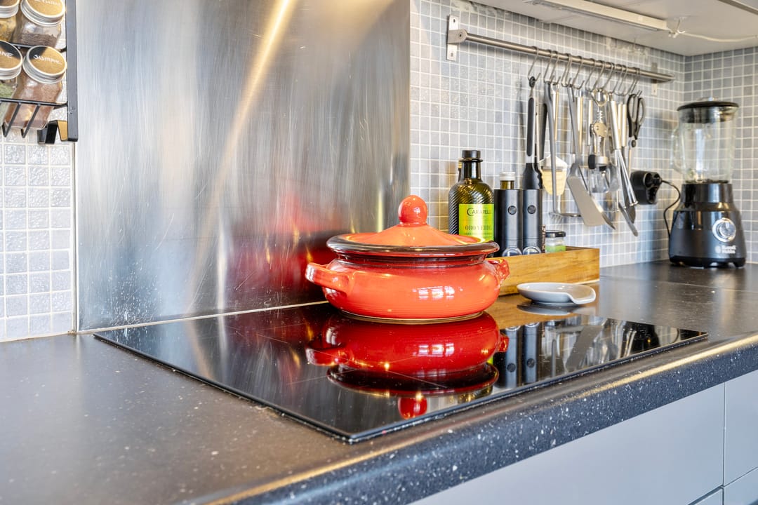 Foto 13 van Gelaarsde Kat 34