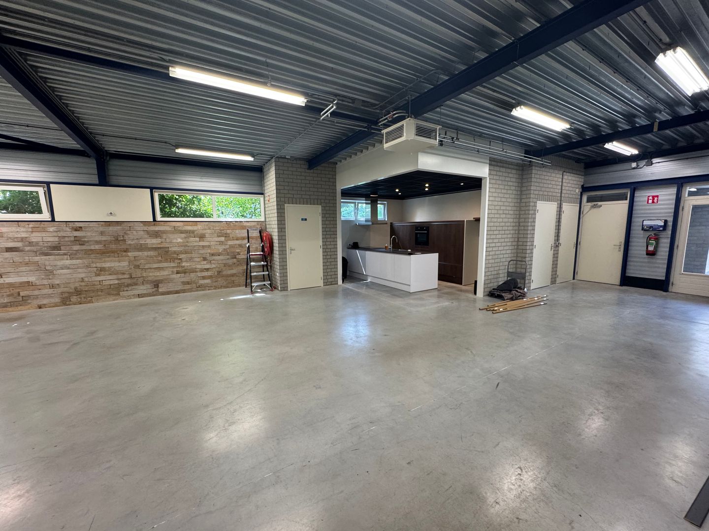 View photo 5 of Randweg 13-a