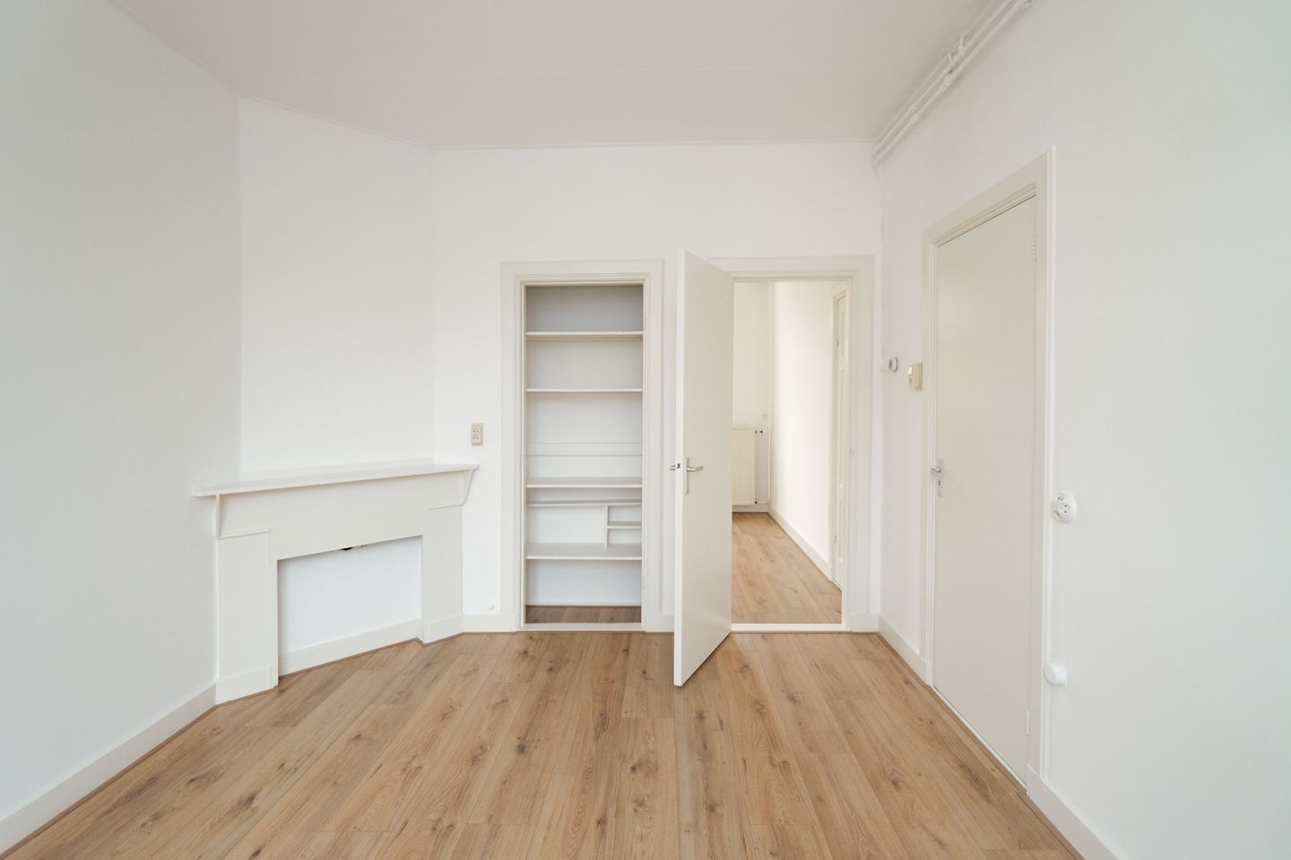 Photo 4 of Fahrenheitstraat 49